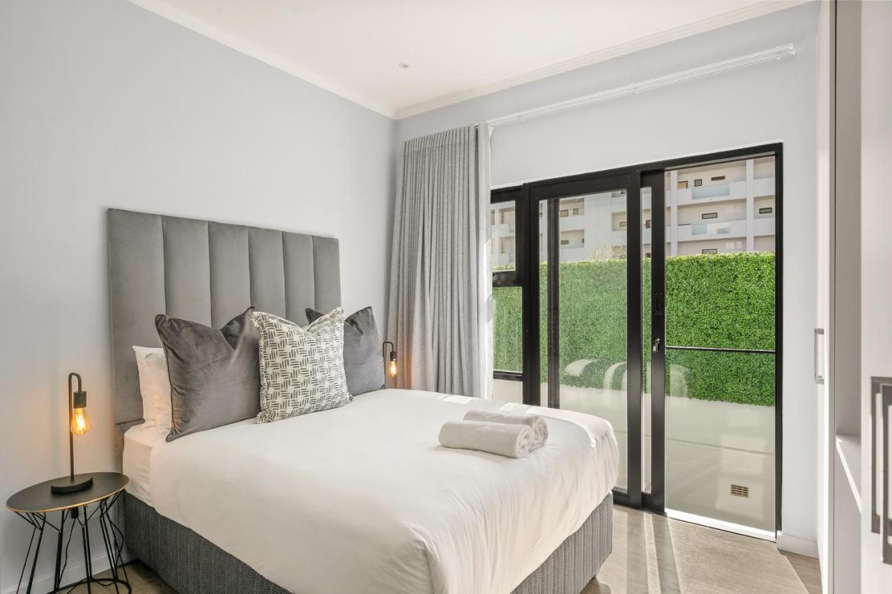 The Monroe Luxury Apartments Йоганнесбурґ Екстер'єр фото