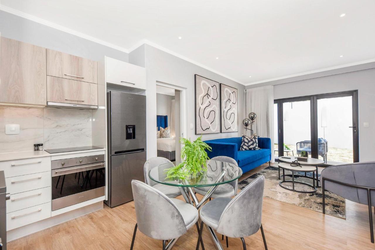 The Monroe Luxury Apartments Йоганнесбурґ Екстер'єр фото