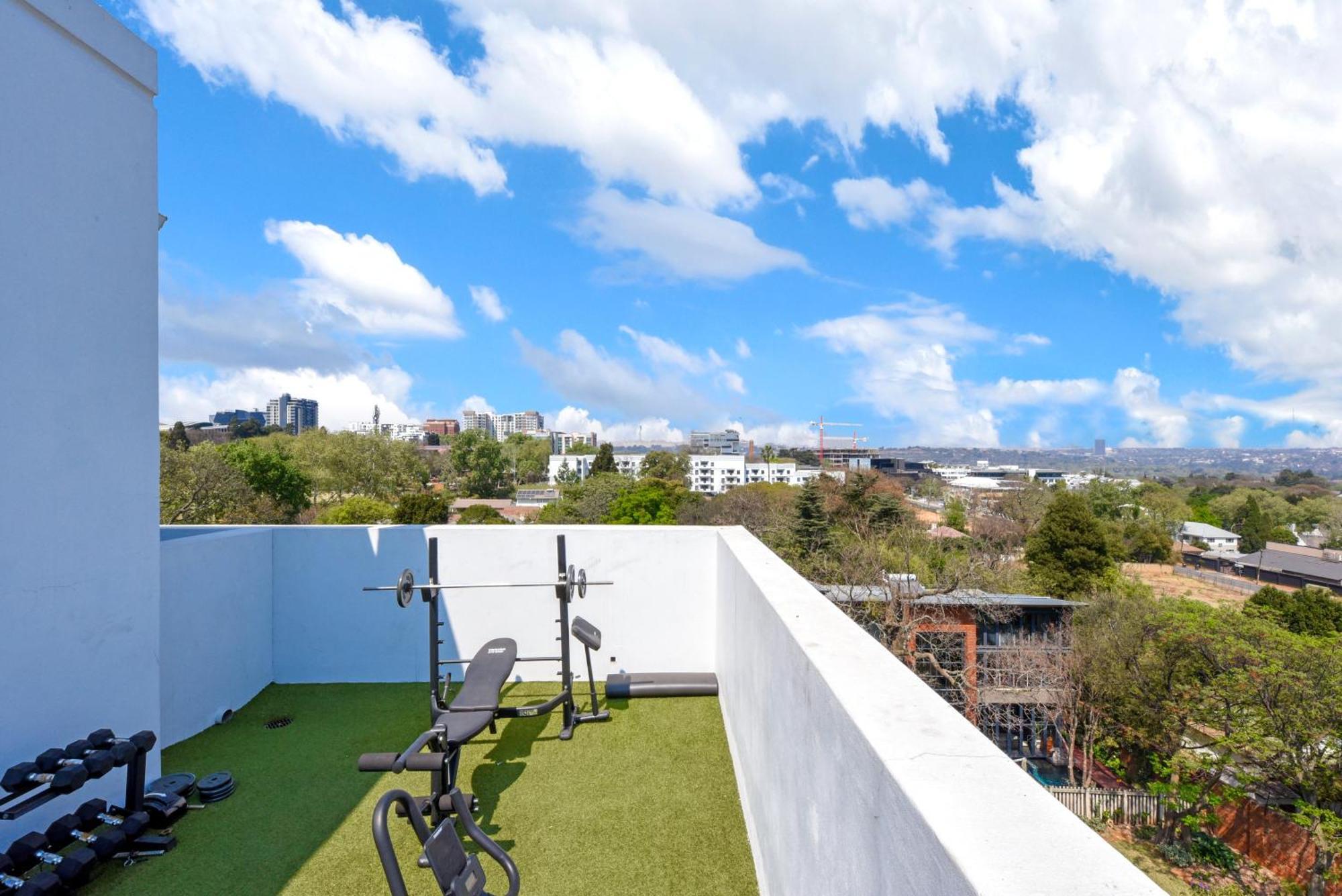 The Monroe Luxury Apartments Йоганнесбурґ Екстер'єр фото